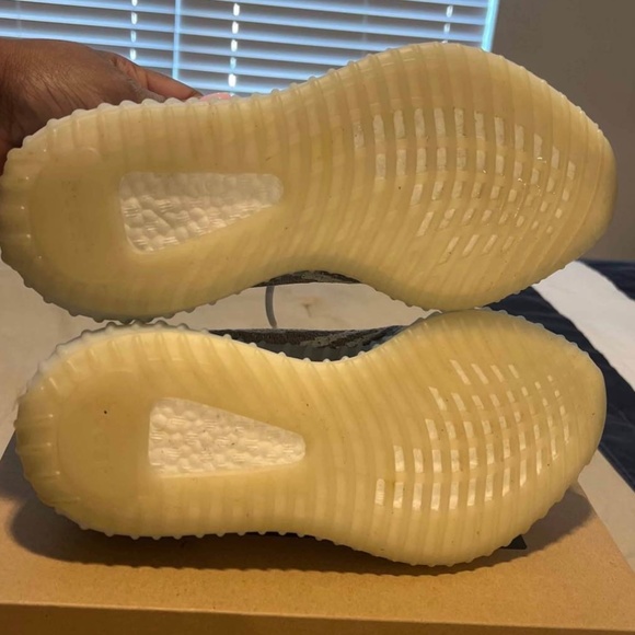 Adidas Yeezy Boost 350 V2 - Blue Tint - Picture 7 of 7